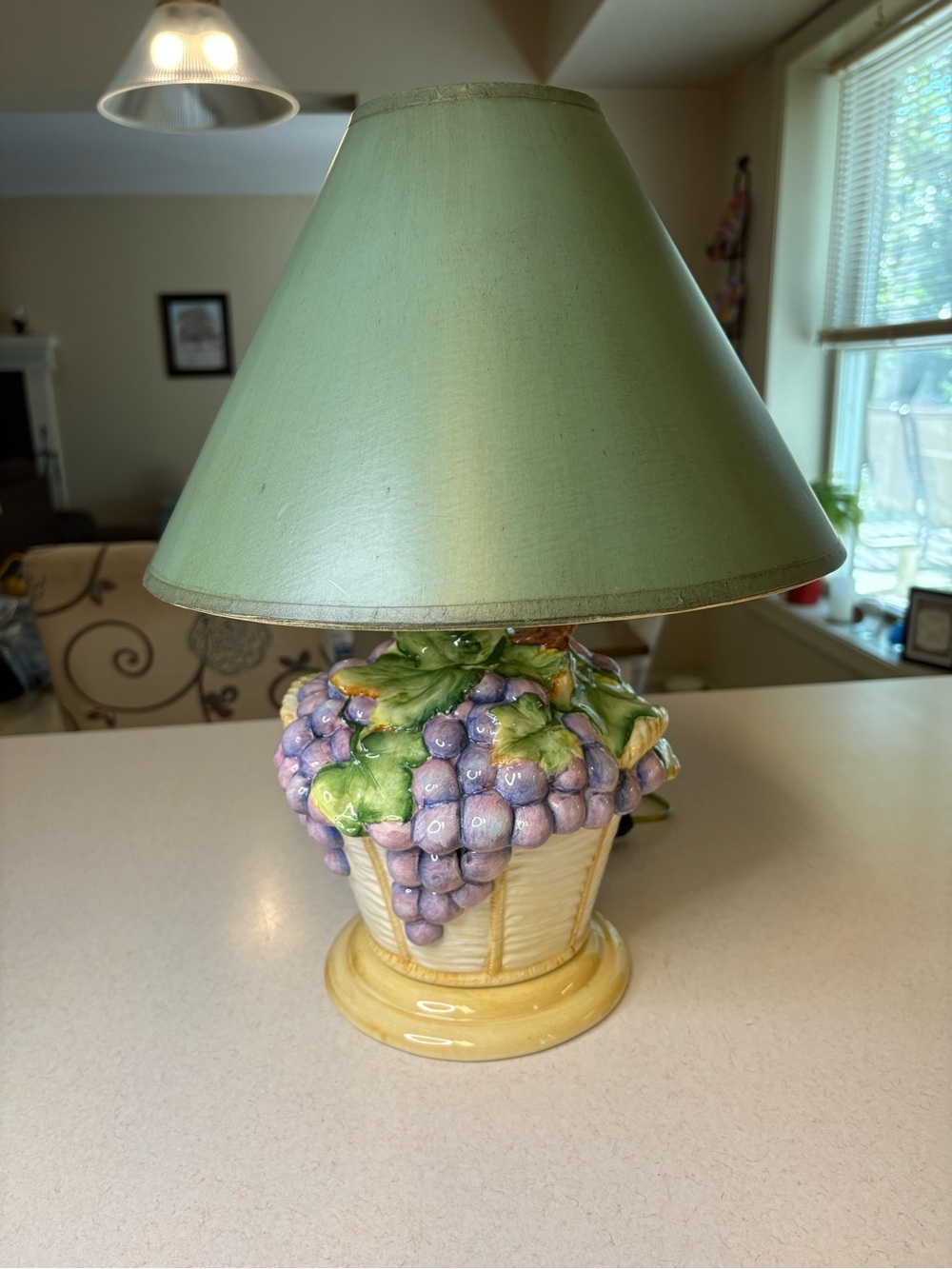 Vintage Mid-20th-Century Italian Ceramic Majolica Table Lamp